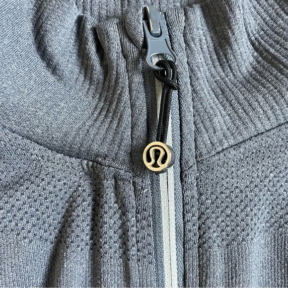 Lululemon Swiftly Tech 1/2 Zip Sweater - Picture 4 of 4